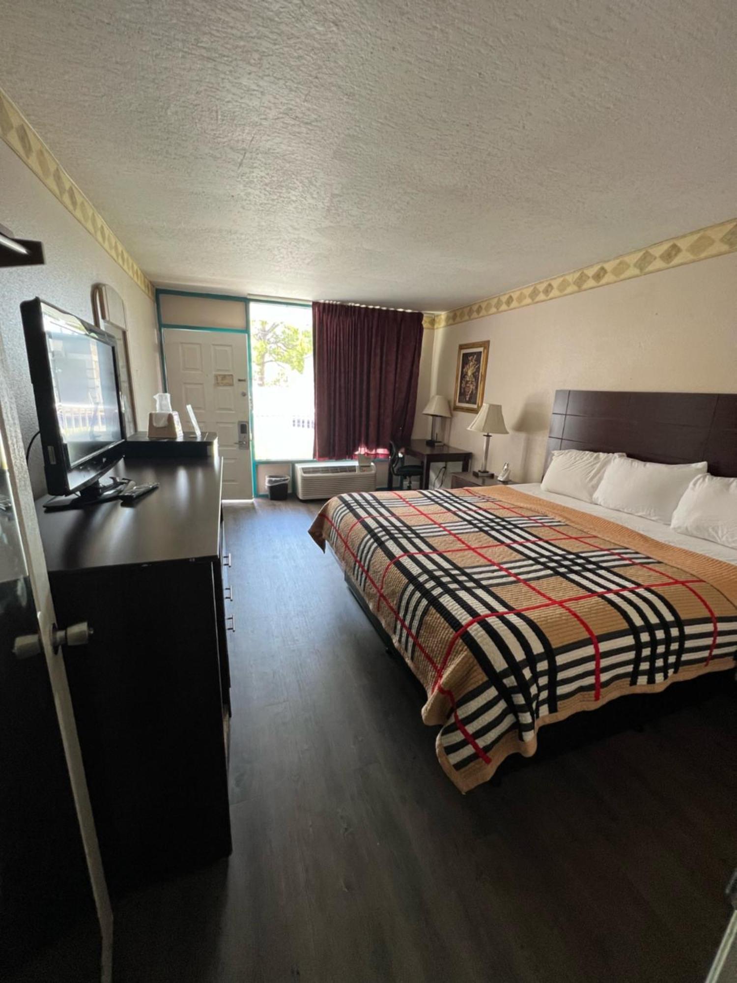 Rodeway Inn New Port Richey Exterior foto