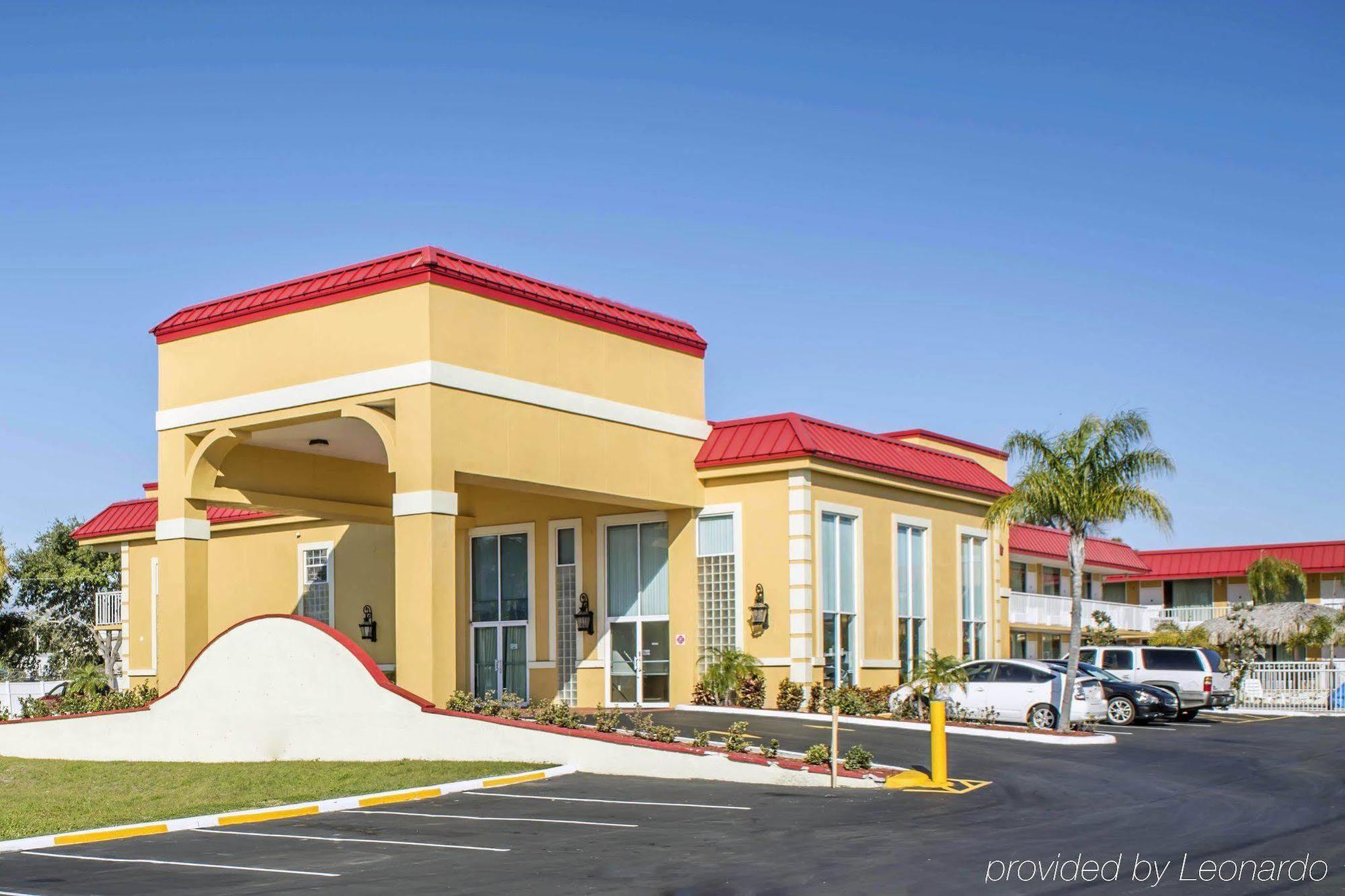 Rodeway Inn New Port Richey Exterior foto